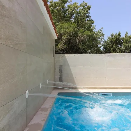 Sunshine With Private Hydromassage Pool Near The * Peroj